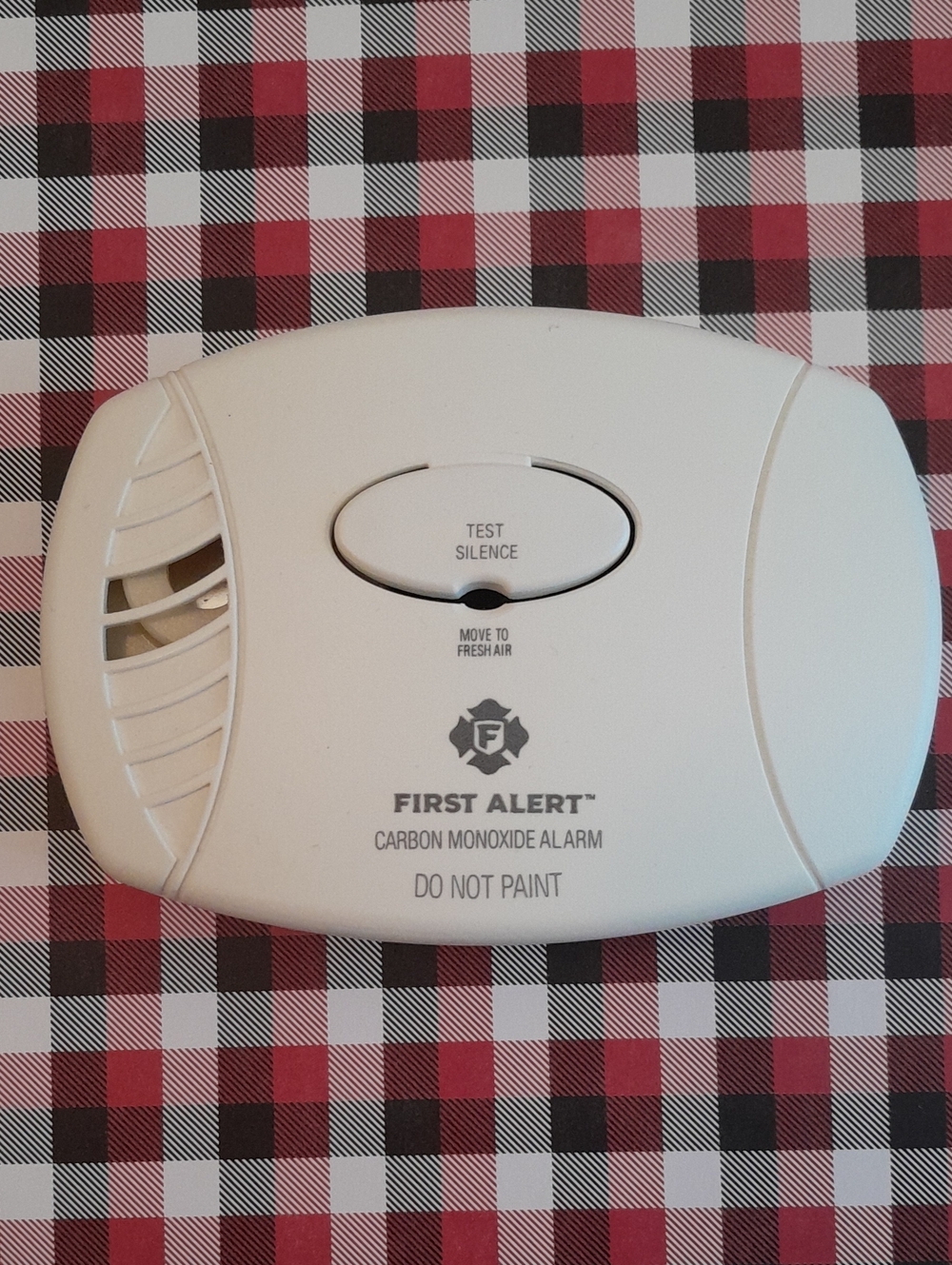 White Carbon Monoxide Alarm - Test/Silence Button